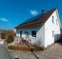 Haus zu Verkaufen Energieeffizienzhaus (A): PV-Anlage, Sauna - Waldbrunn