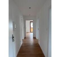 Wohnung Erstbezug nach Sanierung mit EBK und Balkon, 3 Zimmer - Pommersfelden