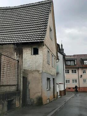 Foto - Haus zu verkaufen - 25.000,00 EUR Kaufpreis, ca.  120,00 m²