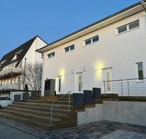 Moderne Doppelhaushälften (Neubau 2025) mit Einbaukücke - Warstein