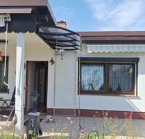 Wohnperle mit Garten und Teich an der Schmücke (Heldrungen)