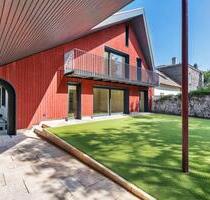 Zum Erstbezug nach Modernisierung: Großzügiges Haus mit Süd-Westgarten in grüner Lage - München Neuhausen-Nymphenburg