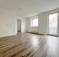 Praktisch geschnittene Familienwohnung mit Balkon! - Glauchau