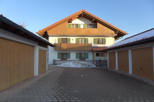 Foto - Hochw. ausgestattete DG-Wohnung mit Garage+Stellplatz, Einbauküch