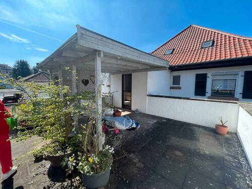 Foto - Großzügige 5-Zimmerwohnung mit Dachterrasse in zentraler Lage