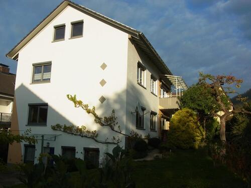 Foto - Tolles freistehendes 1 - 3,5 Familienhaus Zell-Weierbach