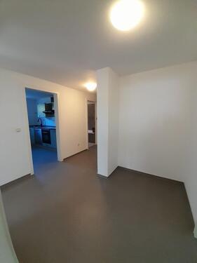 Foto - Frisch renovierte 2,5 Zimmer Souterrain-Wohnung mit Gartennutzung