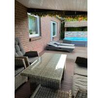 Bungalow mit Terrasse, Sauna und Garage in ruhiger Lage - Uelzen
