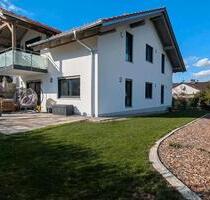 Traumhafte Neubau- Gartenwohnung mit Terrasse in ruhiger Lage - Burgkirchen an der Alz