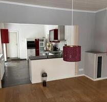 Moderne, freundliche DHH mit 5 Zimmern, Garten und Stellplatz - Flensburg Falkenberg