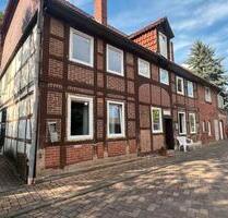 Haus zu verkaufen - 55.000,00&nbsp;EUR Kaufpreis, ca.&nbsp; 150,00&nbsp;m&sup2; in Emmerthal (PLZ: 31860)