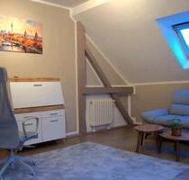 Helle 2-Zimmer-Wohnung - 650,00&nbsp;EUR Kaltmiete, ca.&nbsp; 87,00&nbsp;m&sup2; in Berlin (PLZ: 10713) Charlottenburg-Wilmersdorf