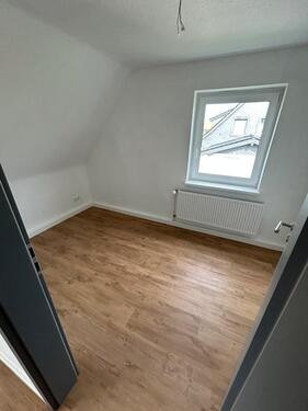Foto - Renovierte 5 Zimmer Wohnung in N-H ab dem 01.11.25 zu vermieten