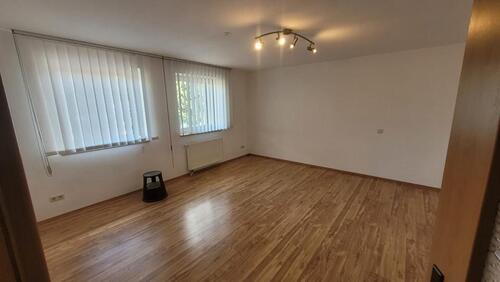 Foto - 1 Zimmer Wohnung zu vermieten - 350,00 EUR Kaltmiete,
