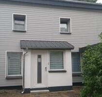 1 Zimmer Wohnung im Ruhigen Hinterhaus - Neumünster