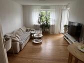 Foto - Lichtdurchflutete 2-Zimmerwohnung mit Einbauküche und Balkon zum 15.09.2025 zu vermieten.