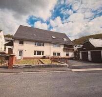 Zweifamilienhaus in schöner Lage - Dietzhölztal