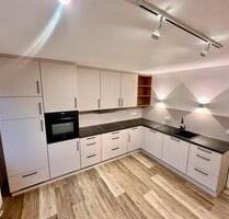 Renovierte 2 Zimmerwohnung mit neuer Küche in 87727 Babenhausen