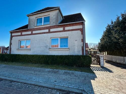 Foto - Einfamilienhaus - 249.000,00&nbsp;EUR Kaufpreis, ca.&nbsp; 240,00&nbsp;m&sup2;