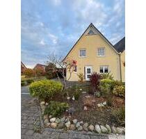 Neuwertige Doppelhaushälfte in VarelBüppel