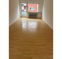 Schöne 2,5 ZKBB in Pforzheim - 700,00&nbsp;EUR Kaltmiete, ca.&nbsp; 64,00&nbsp;m&sup2; in Bretten (PLZ: 75015)