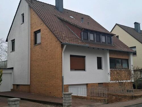 Foto - Großes Haus in ruhiger Lage mit großem Grundstück