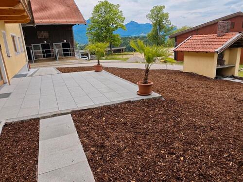 Foto - Reitanlage mit Bergblick - Reithalle und Wohnung inklusive uvm...