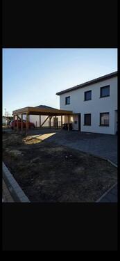 Foto - Exklusive DHH in ruhige Lage - 1.300,00&nbsp;EUR Kaltmiete, ca.&nbsp; 125,00&nbsp;m&sup2;