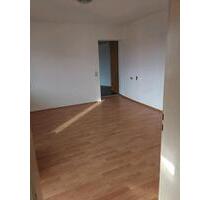 Helle OG Wohnung in Marktoffingen zu vermieten