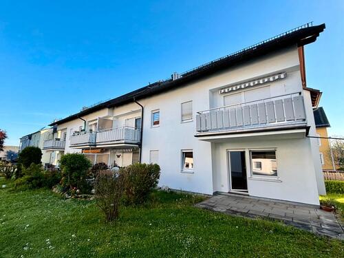 Foto - 2 Zimmerwohnung Dachgeschoss * Balkon * Reichenbrand * frei ab 01.06.2026