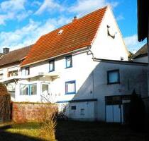 Haus zum Renovieren - 99.900,00 EUR Kaufpreis, in Merenberg (PLZ: 35799)