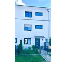 Schönes Reihenmittelhaus im Neubaugebiet - Straubing