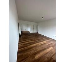 4-Zimmer Wohnung 90qm mit Garten in Bi.-Hillegossen, ab 01.08. - Bielefeld Heepen