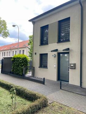 Foto - Exklusives Reiheneckhaus mit Garten u. Garage PRIVAT !