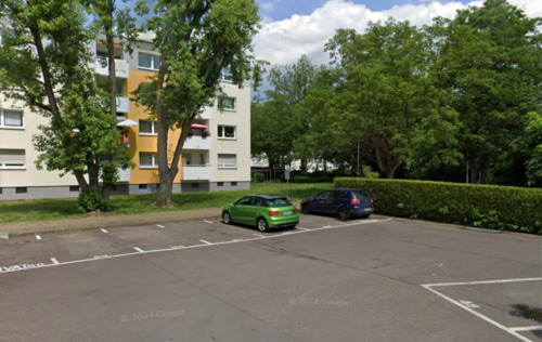 Foto - Außenstellplatz im Hof, Kapellenstraße 17c, 65439 Flörsheim
