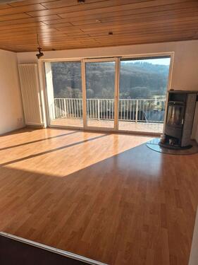 Foto - 5 Zimmer Erdgeschoßwohnung zur Miete in Bad Endbach