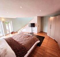 PREMIUM-VILLA MIT SPA IN SENSATIONELLER LAGE - Friedberg