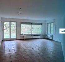 **Moderne 3-Zimmer-Erdgeschosswohnung mit Terrasse und 2 Bädern** - Düsseldorf Stadtbezirk 7