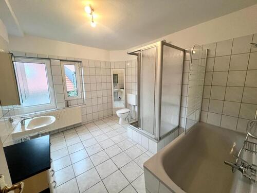 Foto - Sonnige 3-Zimmer-Wohnung mit Einbauküche