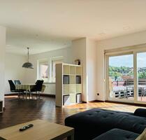 4 ZKB-Wohnung mit Südbalkon, modernem Bad und Parkett - Spangenberg