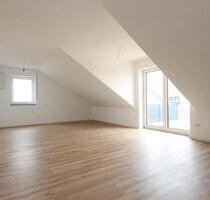 3 Zimmer Wohnung DG Erstbezug mit Kinderzimmer bei Regensburg - Schierling