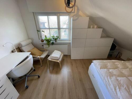 Foto - Gemütliches Mansardenzimmer in WG zu vermieten
