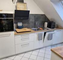 Dachgeschosswohnung für Singles in Düppenweiler - Beckingen