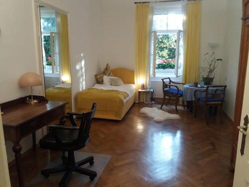 Foto - Zimmer in Schwabing an Whochenendeheimfahrer(in)