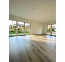 Wohnen wie im Haus: 4-Zimmer-Erdgeschosswohnung mit Privatgarten - Elmenhorst