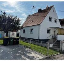 Charmantes Häuschen in Manching mit rund 700 m² Garten