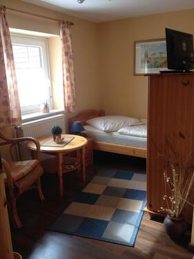 Foto - Zimmer möbliert - 40,00&nbsp;EUR Kaltmiete, ca.&nbsp; 15,00&nbsp;m&sup2;