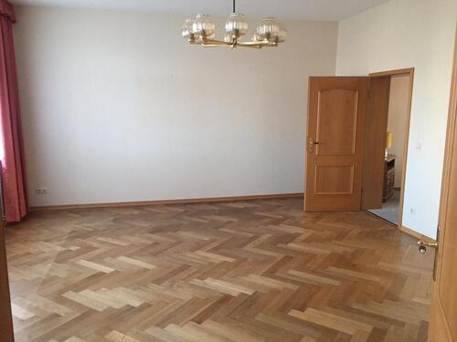 Foto - 5 Zimmer Etagenwohnung zur Miete in Bitterfeld-Wolfen