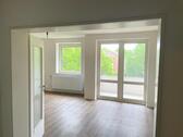 Foto - Helle 3-Zi. Whg., EBK, neues Bad - HB-Osterholz Lausanner Strasse