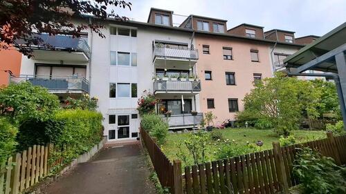 Foto - Moderne ETW mit EB-Küche, Loggia u Carport, beliebte Lage
